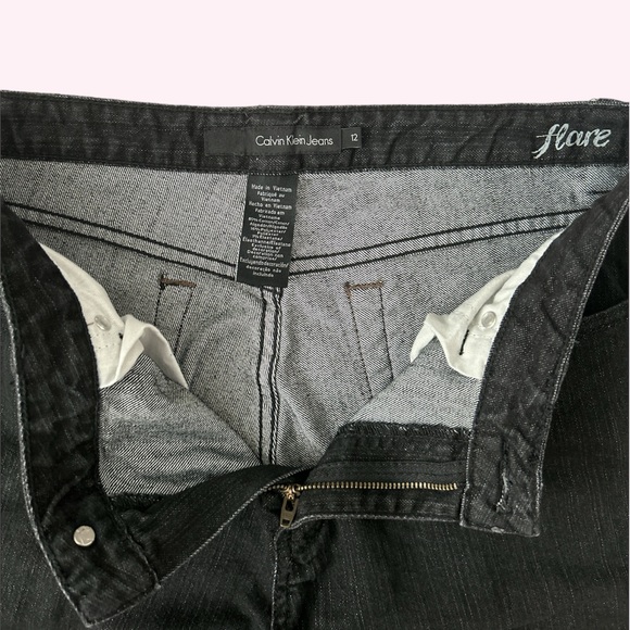 Black Calvin Klein Jeans - Picture 2 of 2